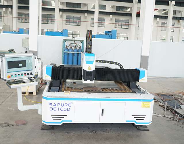 Máquina de corte por láser de fibra CNC 2000W 3000 * 1500 para fabricación de piezas