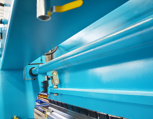 Freno de prensa de doblado de acero hidráulico 160T en el procesamiento de metales