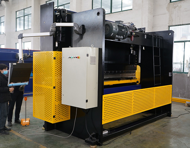Máquina de freno de prensa de doblado de metal CNC Plancha de flexión para torres de potencia